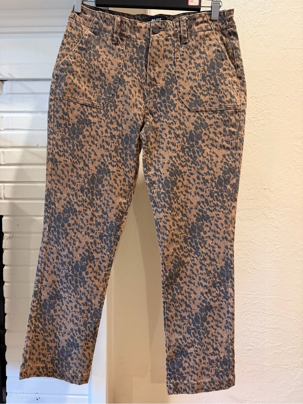 PAIGE Mayslie Manhattan Cheetah Print Straight Ankle Jeans Women’s Size 29